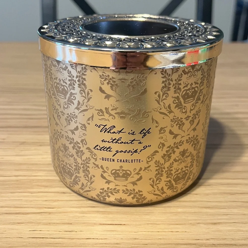 Bath & Body Works 3 Wick Candle. Bridgerton. Diamond Of The Season. - Picture 3 of 5